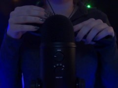 • Combs Sounds • - Screenshot 14 of 16 - Brunette