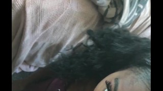 18 petite Black meisje pijpbeurt POV