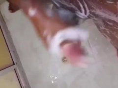 بنت الباطرونة تتهزو فالبرتوش ديال مها وهي تتوحوح بكثر الزكاة🇲🇦👀 - Screenshot 4 of 16 - Marocain
