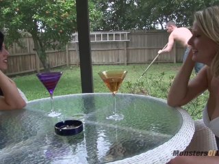 Lonely MILF Gets Cum Faced From The Landscaper