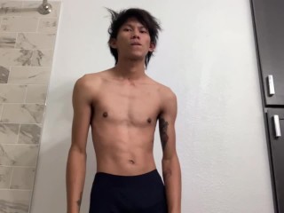 洗澡+抽搐我的宠物感觉真好！下次可以和我一起吗？