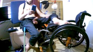 Pies de silla de ruedas Tone muscular y boner