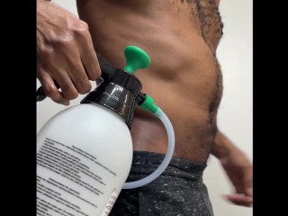 Накачиваю свой и без того надутый живот