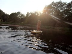 Голая прогулка на сапе по лесной реке - Screenshot 10 of 16 - Public Exhibitionist