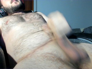 hairy man cums alot