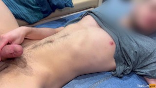 A MAN WITH HYPERSPERMIA TAKES A HUGE CUMSHOT