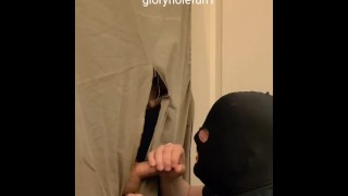 Papa marié était un gémissement bruyant avec une charge crémeuse super épaisse OnlyFans gloryholefun1 