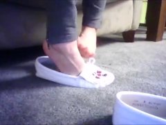 White Moccasins Frieda Ann Foot Fetish - Screenshot 10 of 16 - Foot Fetish