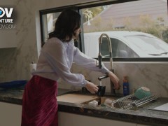 Real POV Adventure: Real Estate Agent - Screenshot 7 of 16 - Pov