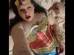 Wonder Woman cosplay 