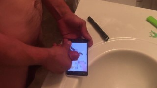 Secret watching of big dick guy. Jerking off in bathroom