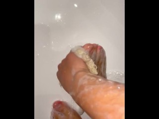 SHOWER TIME 🧼, Smooth and Foamy SEXY LEGS being Scrubbed !