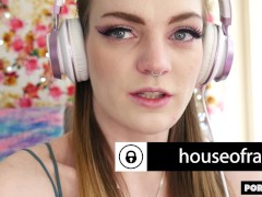 Carly Rae Summers Reacts to GOOD GIRLS LIKE IT ROUGH ´ - Screenshot 1 of 16 - Rough