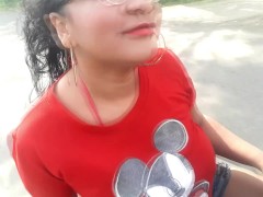 Exhibitionist motorcycle ride, showing my tits and my pussy on the public road (flash exhibition)