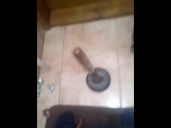 Сел на вантуз жопой! Первый раз на такую длину вошло! Подпишысь на меня в дальнейшем будет много! - Screenshot 2 of 16 - Kaif