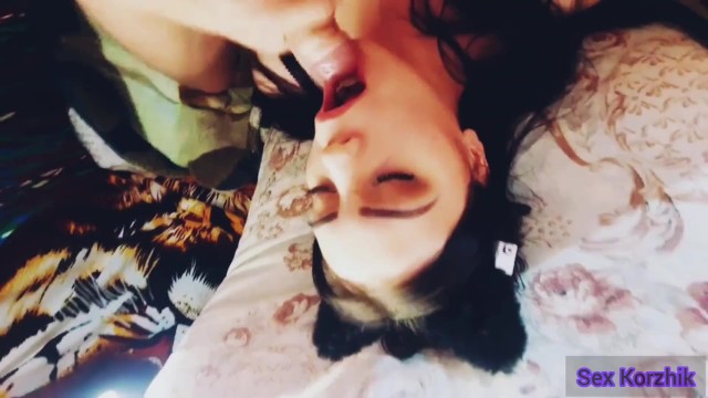ОЧЕНЬ СЕКСУАЛЬНАЯ КИСКА ПОЛУЧАЕТ СПЕРМУ В РОТИК! &#x2F; POV 💋💯