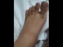 بنت الكاريان دارت هي وراجها فديو بورن على المباشر للسعودي باش يكفت عليهم 💦🇲🇦 - Screenshot 2 of 16 - Hijab