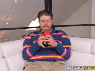 Celestina Blooms Cucks Her Gamer Boyfriend With Massive BBC screenshot number 0