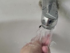 Melon Ice - นักเรียนช่วยตัวเองในสวนสาธารณะ - Screenshot 1 of 16 - Melon Ice