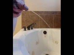 Side Pissing - Screenshot 14 of 16 - Pee