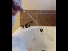 Side Pissing - Screenshot 15 of 16 - Piss