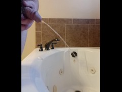 Side Pissing - Screenshot 16 of 16 - Peeing