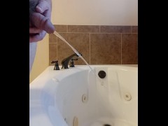 Side Pissing - Screenshot 3 of 16 - Pissing