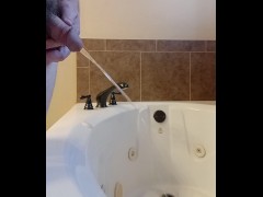 Side Pissing - Screenshot 8 of 16 - Pissing