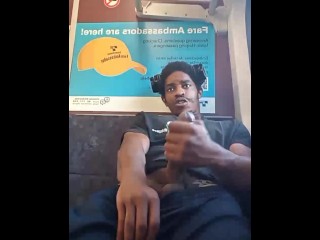 Openbaar Sperma Op De Trein Grote Black Lul In9inch Lul Kijk Santa Bust Voor Het Nieuwe Jaar Deel Mijn Video