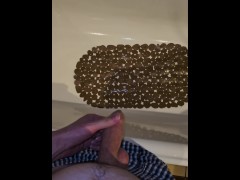 Hot night peeing to the bath POV | 4K - Screenshot 2 of 16 - Pissing