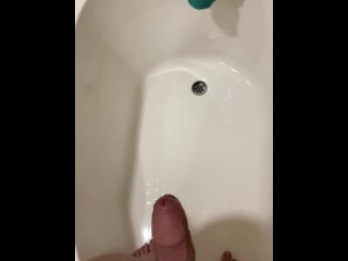 Guy Desperately Holding His Piss Until HeLoses Control, Spraying_His Piss Everywhere,then Orgasming