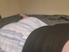 Milf talking dirty while humping bed - Screenshot 11 of 16 - Humping Bed
