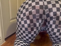 Watch Me Piss Through My Crotchless Leggings 