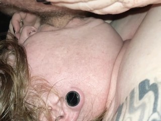 Tatoué PAWG SpiderMitten Squished & Upside-down Throating Cock &sucking Balls Fat Girl