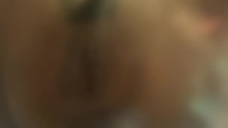おしっこで溺れさせられているような動画　日本人　素人