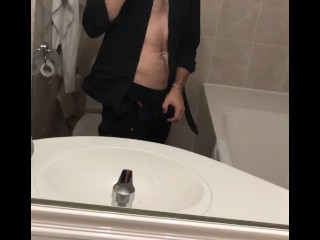 Homemade Video of a Guy Jerkoff a Dick and ending up in the Toilet