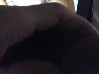 Masturbating to a naked @Roxycums69 in the Morning