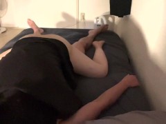 【素人カップル】イチャラブ生挿入でガン突き汗だくセックス💗悶絶する美少女がエロすぎる...【おま○こいくぅぅぅぅうう///💓】 - Screenshot 13 of 16 - 騎乗位