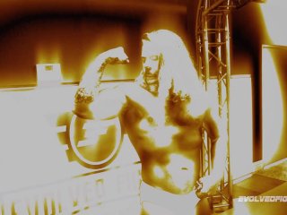 Candice Dare vs Leo Pumphouse - Intense Mixed Wrestling Match Ends In A Creampie screenshot number 0