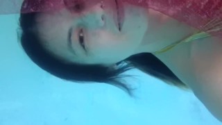 Compilação de natação subaquática Maiôs japoneses asiáticos