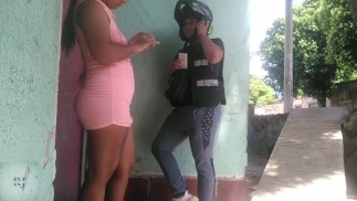 le dan un rico oral por parte de pago