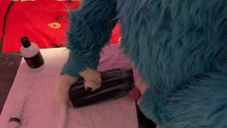 Аэко использует намордник Плохого Дракона