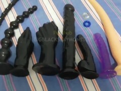 ස්ලේව් කොල්ල පදින සුපිරිම ටොයිස් ටිකක් My slave's pleasure monster sex toy collection