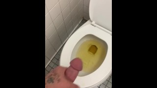 ThisBoiT jerks his dick at work while supposed to be working