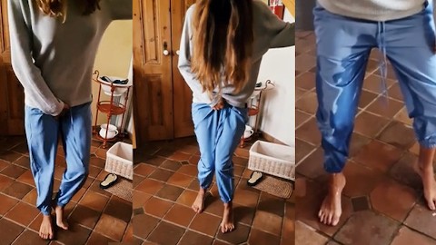 PEE DESPERATION! I can't hold my pee and I piss on the floor - Amateur