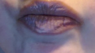 Nude Lipstick Chewing Gum Tease