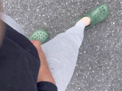 トイレに間に合わずに大量の着衣お漏らし - Screenshot 1 of 16 - Abdl