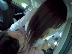 雨の中仕事帰りのOLと初カーSEXで露出絶頂♡車で生ハメ中出し（日本人素人）퇴근 후 사무실 숙녀와 자동차 섹스. ♡ 일본 아마추어