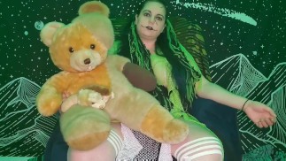 Трейлер - Жуткая кукла мастера: пухлая кукла на Хэллоуин оживает, чтобы играть для садистского удовольствия