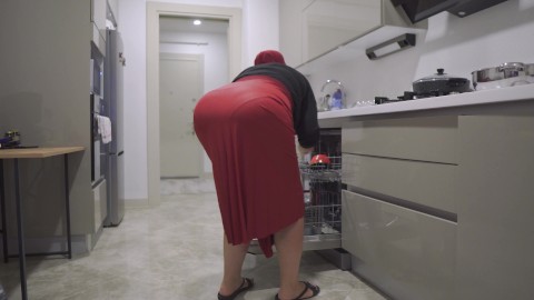 my stepmom turns me on with his big ass